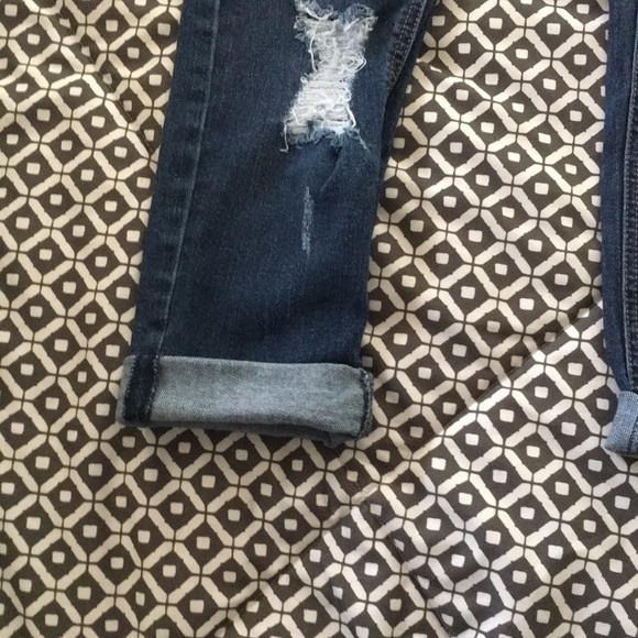 Distressed Boyfriend Jeans - Picture 3 of 7